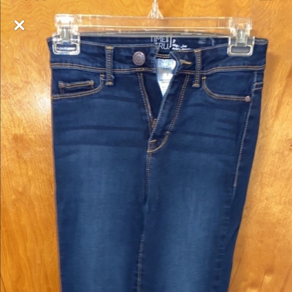 6 pairs of jeans! Different brands! Like new - Picture 6 of 7